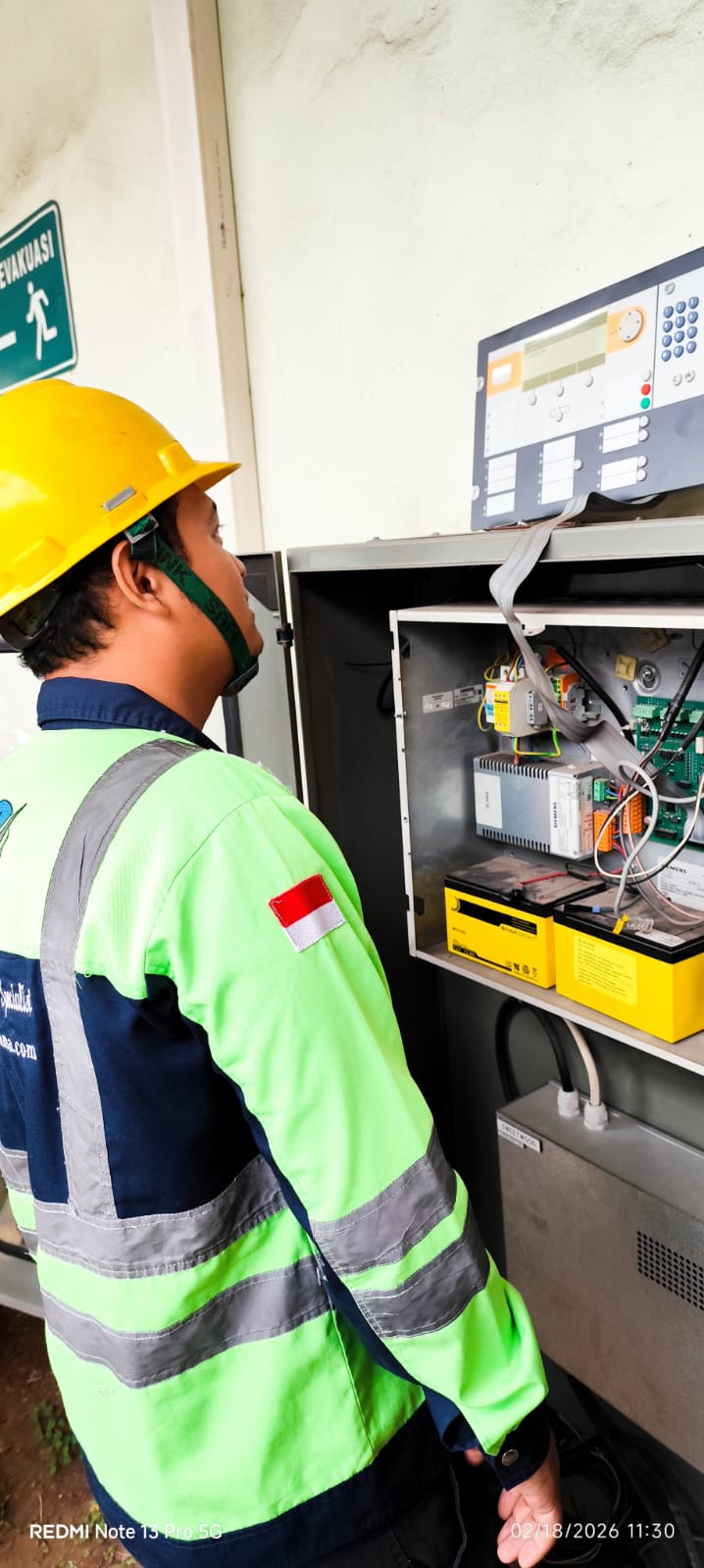 Dokumentasi service panel